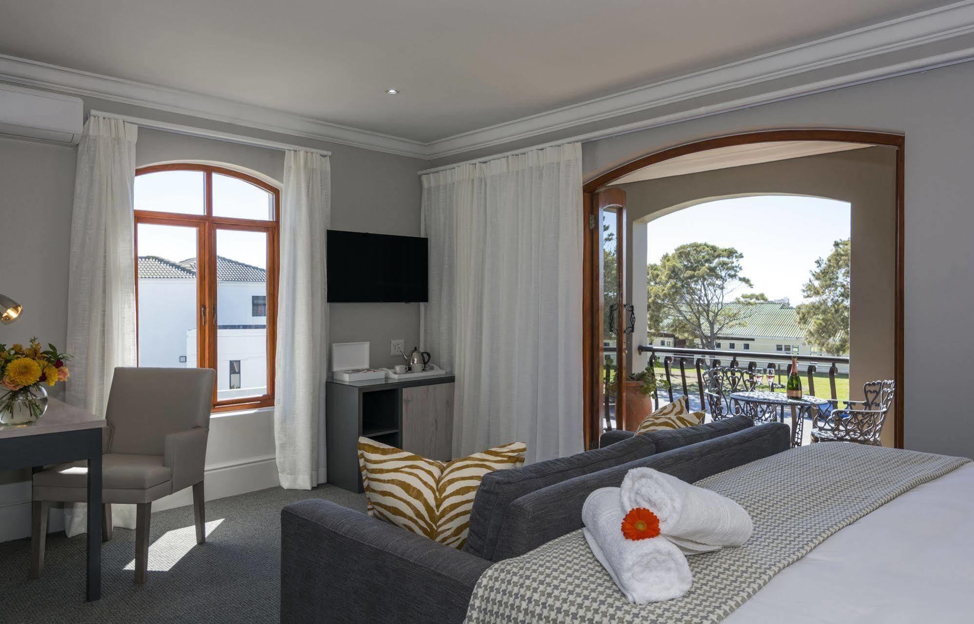 Villa Tuscana By Mantis พอร์ตเอลิซาเบธ ภายนอก รูปภาพ