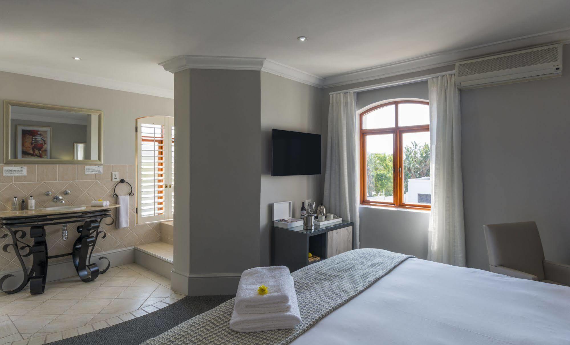 Villa Tuscana By Mantis พอร์ตเอลิซาเบธ ภายนอก รูปภาพ